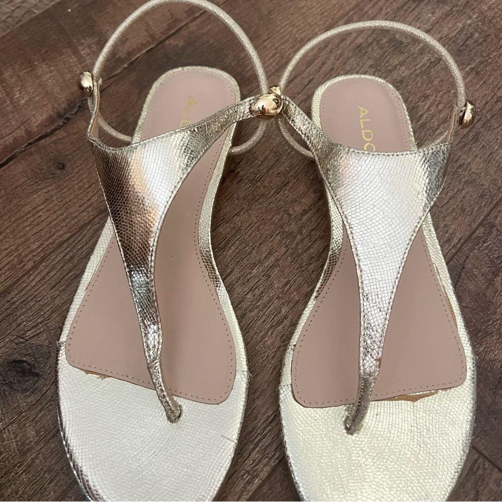 ALDO Erarenia Gold Sandal adjustable Sling style - Picture 8 of 13